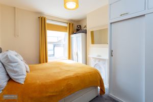 Bedroom- click for photo gallery